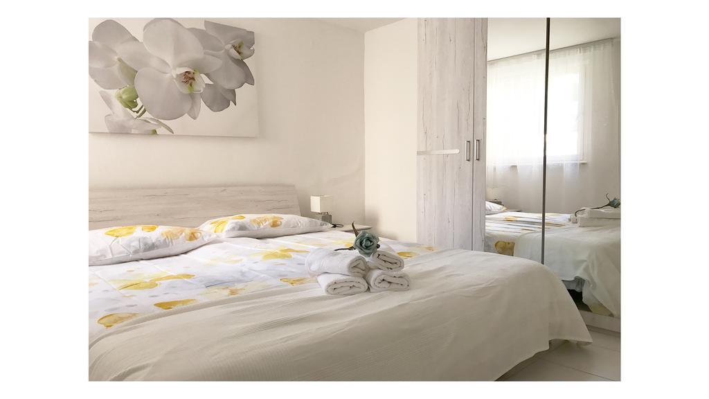 Apartments Gvarda Umag Bagian luar foto