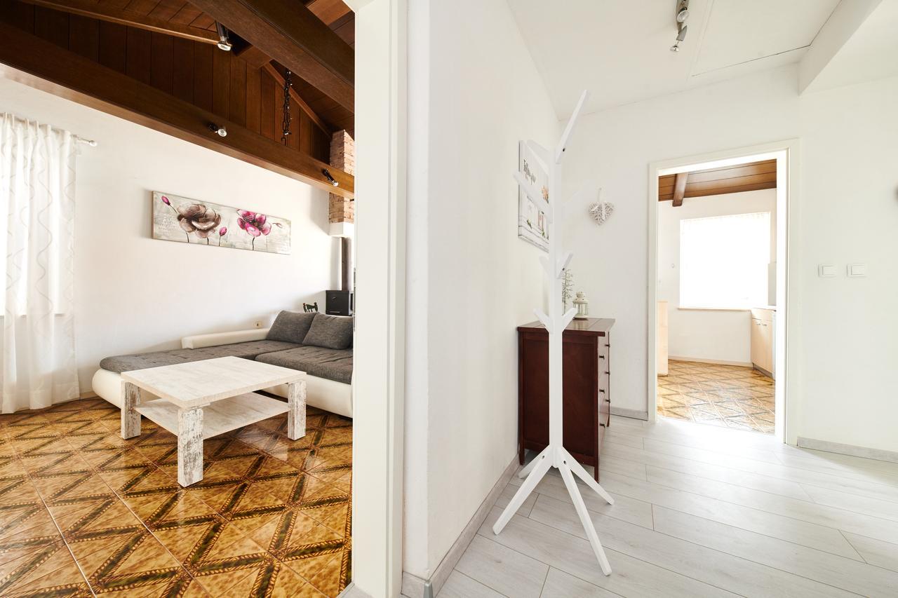 Apartments Gvarda Umag Bagian luar foto